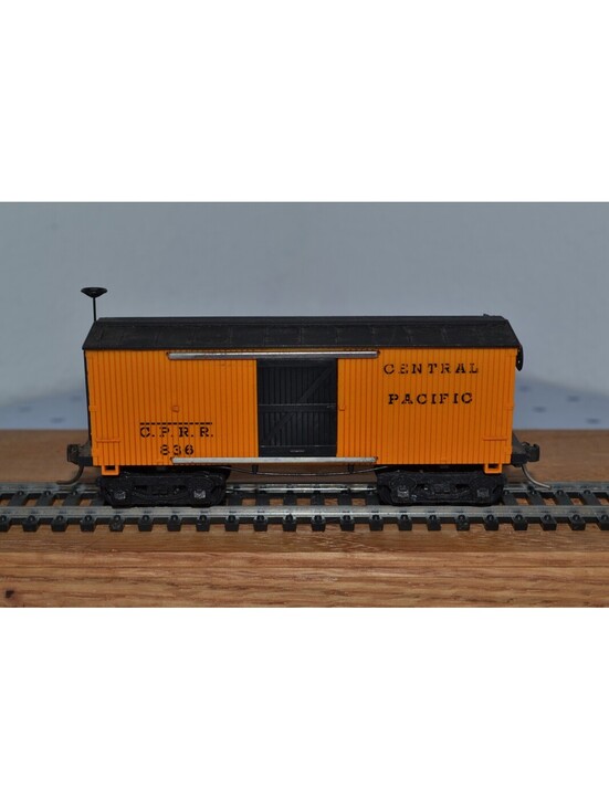 Other - Vintage HO Scale Central Pacific Railroad Car 836 Mantua Boxcar Kadee Couplers